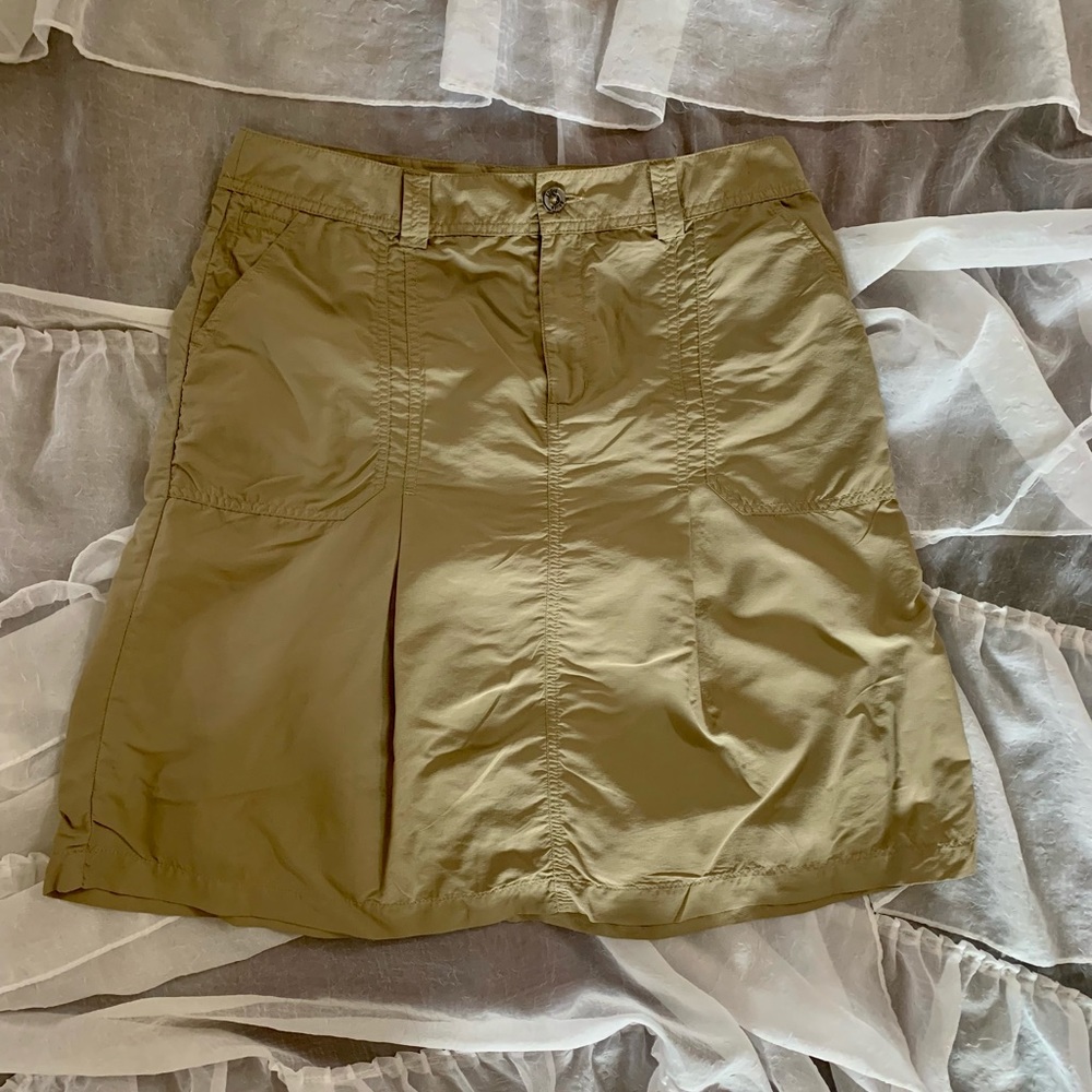 Active skirt